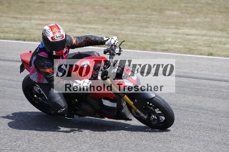 /30 23.06.2025 Get Faster Caremotion ADR/Rider Academy gruen/13